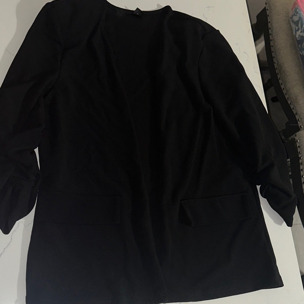 SHEIN Classic Black Blazer